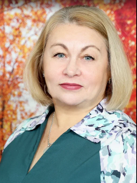 Мус Елена Михайловна.